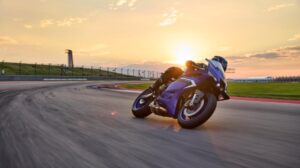 Bridgestone Battlax RS11 selected as OE tire for Yamaha YZF-R9